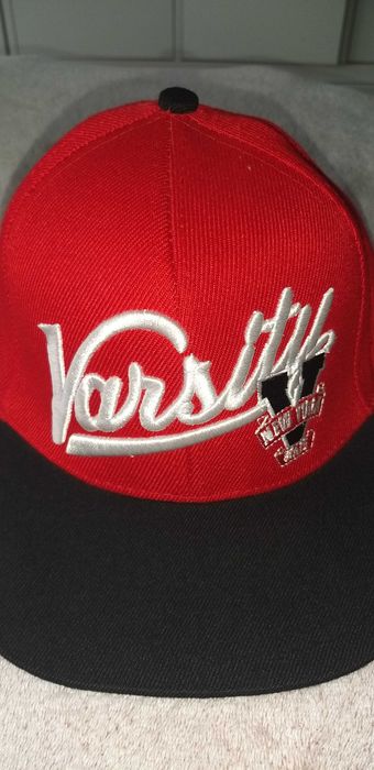 Шапки с права козирка nike,Jordan,quicksilver,Adidas,Chicago Bulls,