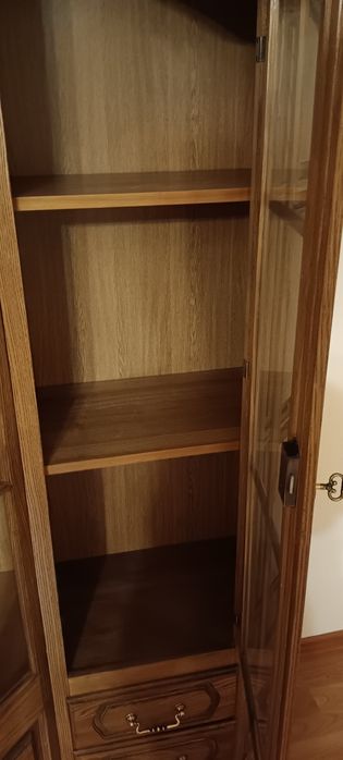 Сервант шкаф в гостинную