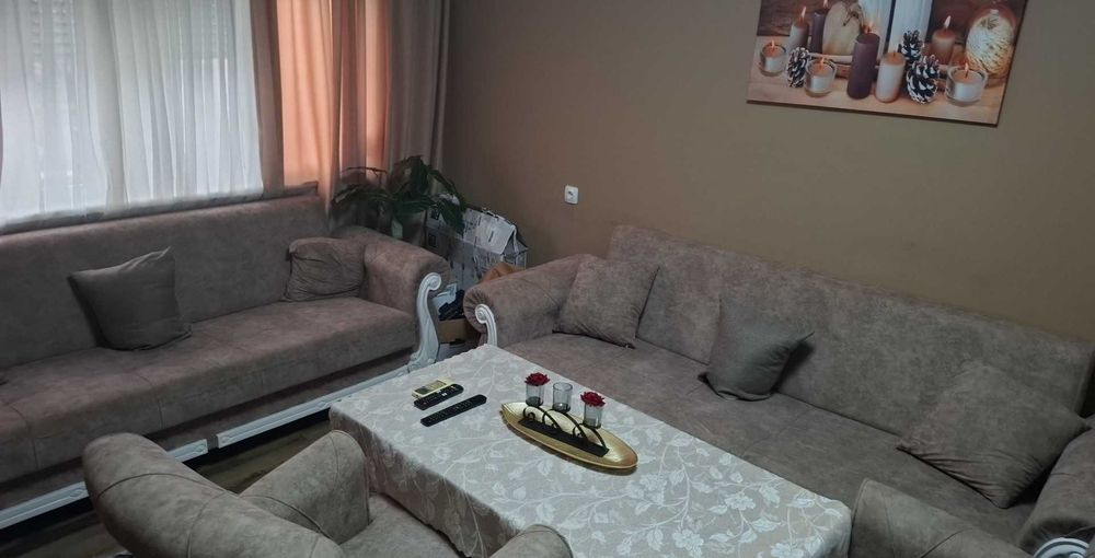 Мека мебел Холова