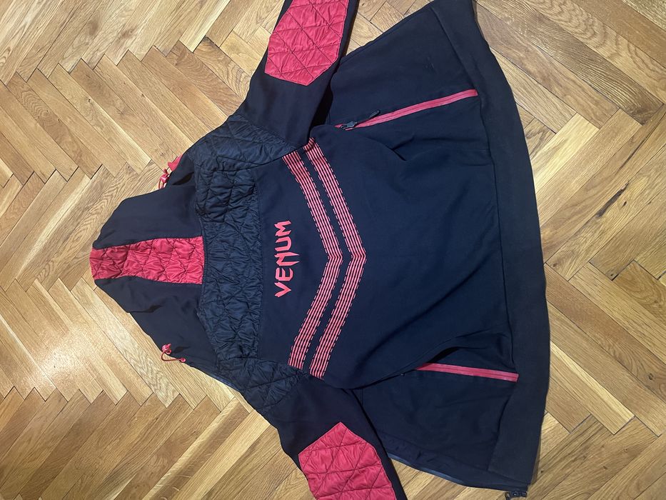 Суичър Venum