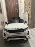 Masinuta electrica Range Rover Evoque