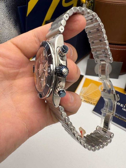 breitling chronomat b01 сребристо синьо