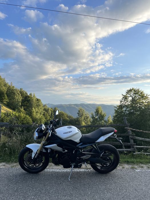 Vand/Schimb Triumph Street Triple 675