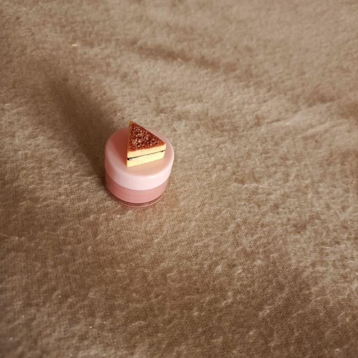 Блеск для губ для девочек