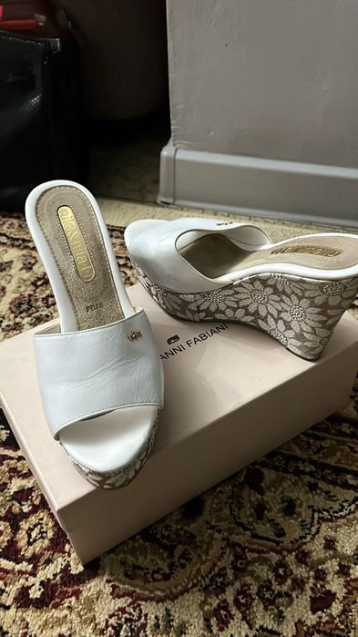 Каблуки,мини,белые