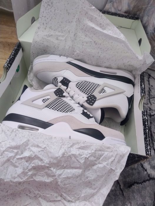 Jordan 4 Military Black