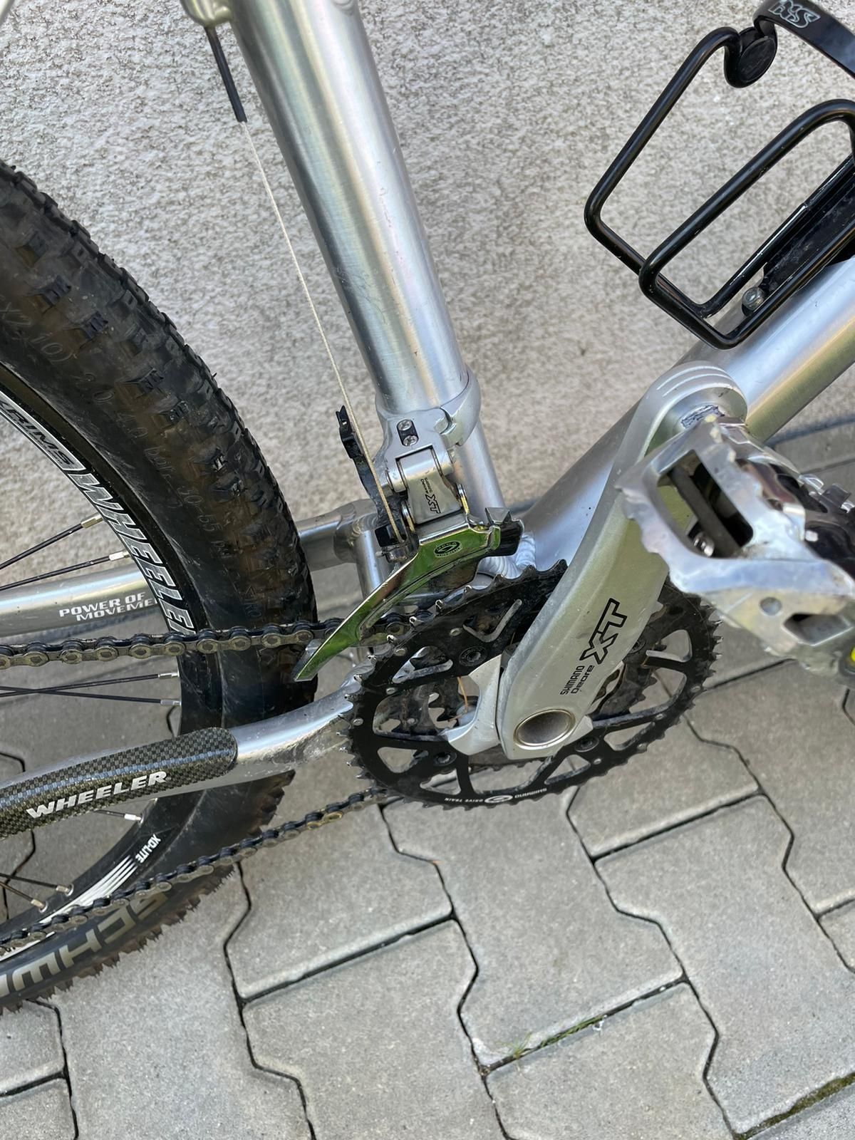 Bicicleta wheeler full suspension