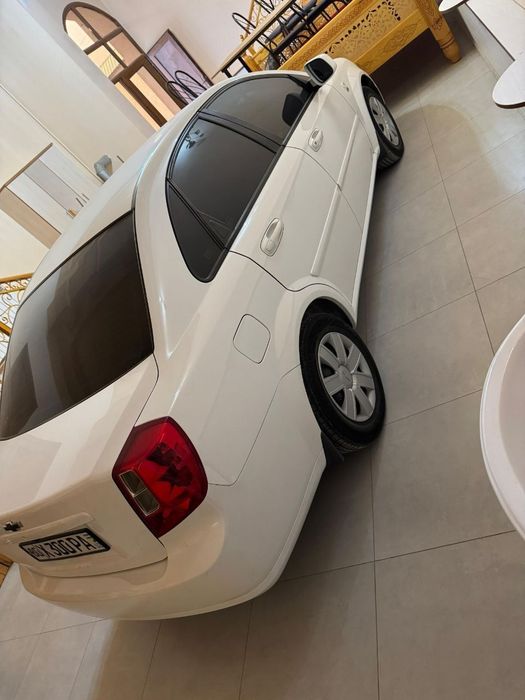 Сотиладиган мошина жентра 2022 йил!!! 11200$ мошина узимни мошинам