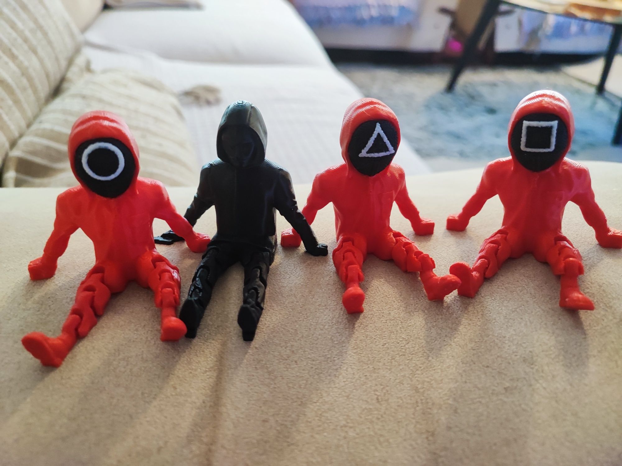 Figurine squid game