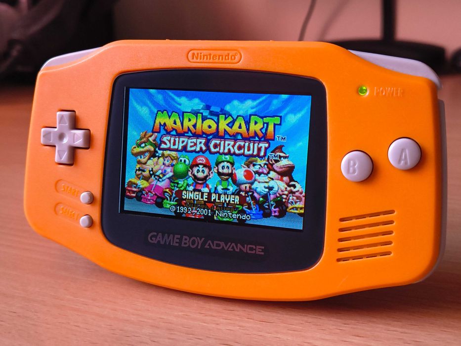 Nintendo Gameboy Advance modat cu ecran AGS-101 + flashcard 4GB