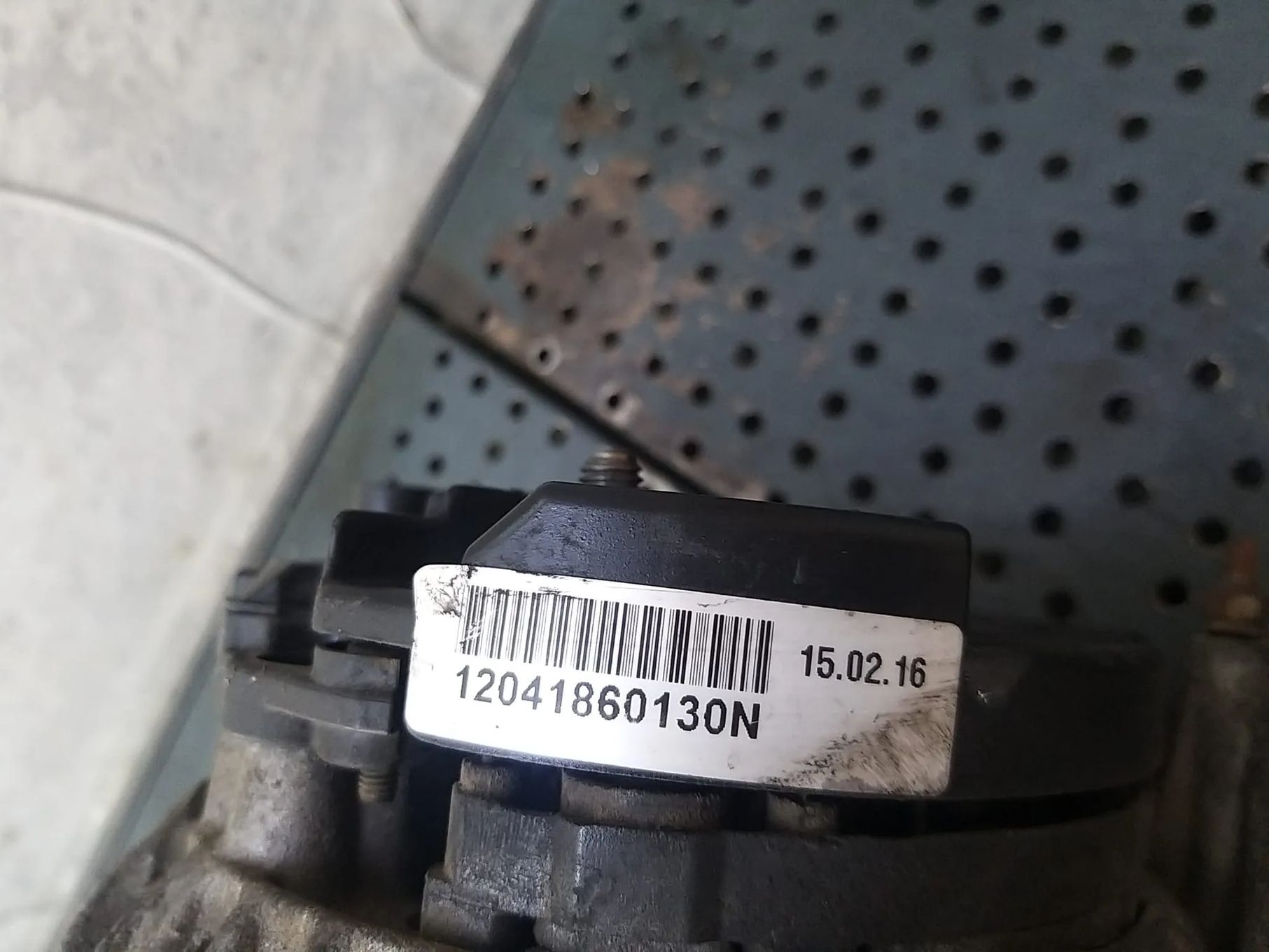 Alternator 1.9 tdi vw transporter t5 7h 12041860130n