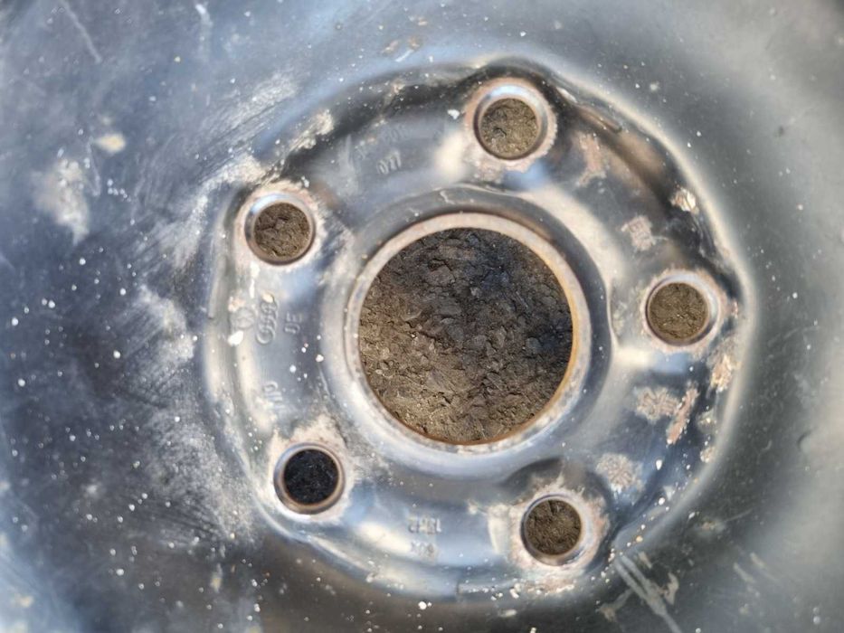 Стоманени джанти 15", 5x112, централен отвор 57.1 - VW, Audi и Skoda