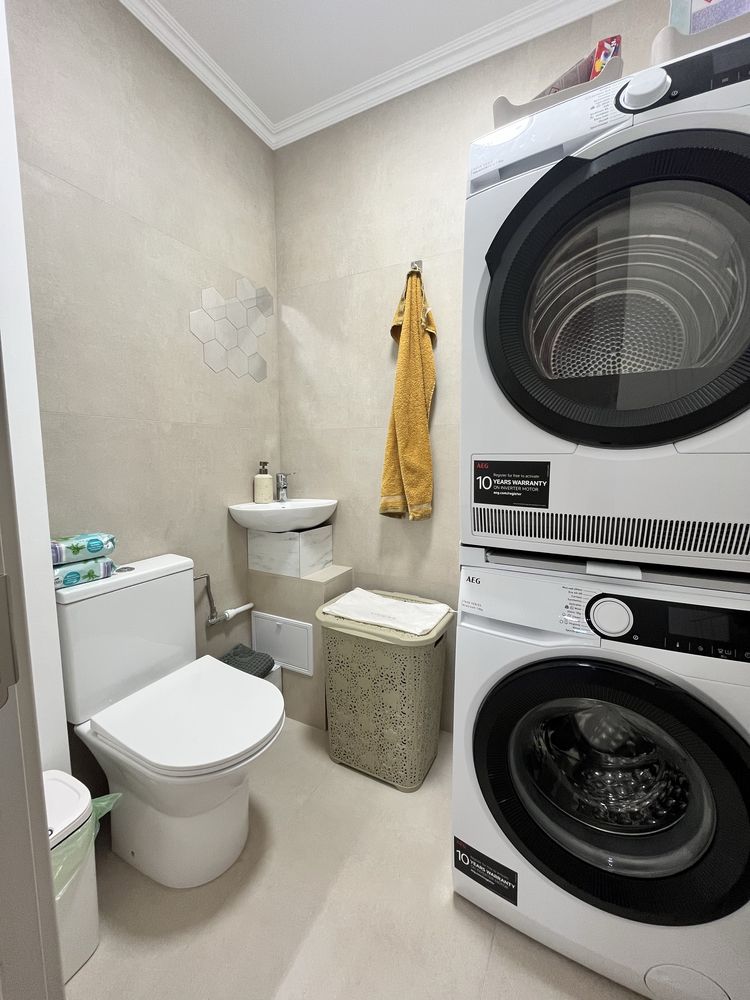 Vand apartament 3 camere