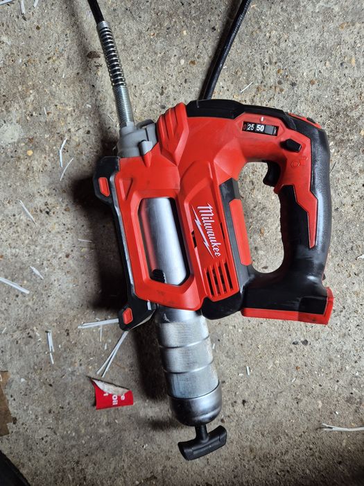 Drujbe ,picamar,masina taiat asfalt,etc