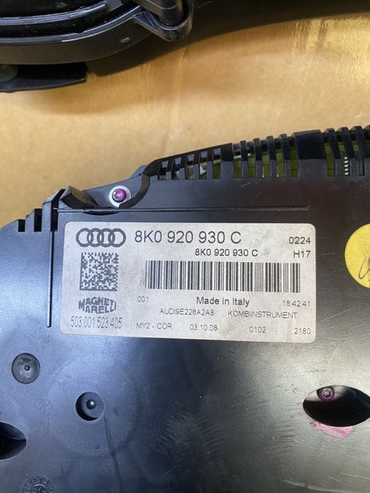 Километраж за Ауди Audi A4 дизел A4 b8 8k0920930 c табло оригинал б8