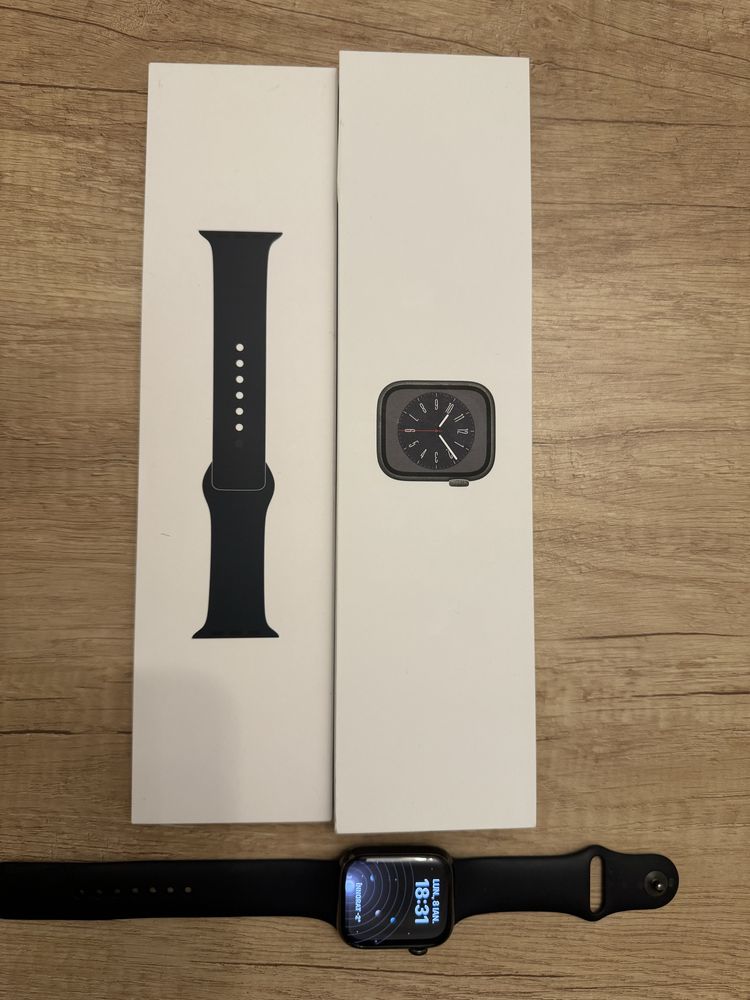 Apple Watch Seria 8