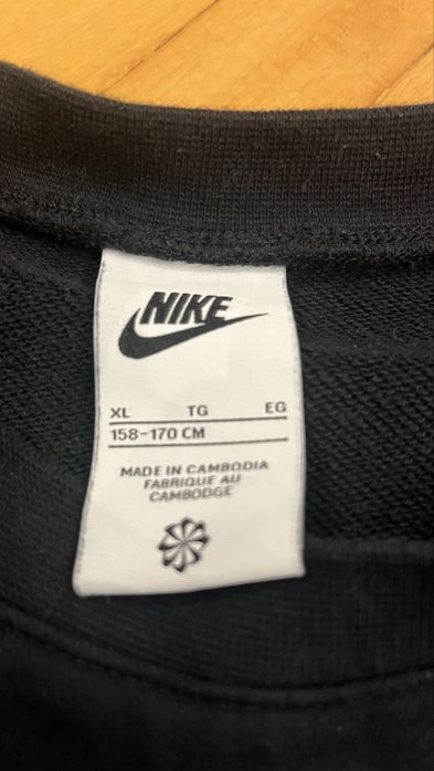 Nike суитшърт черен