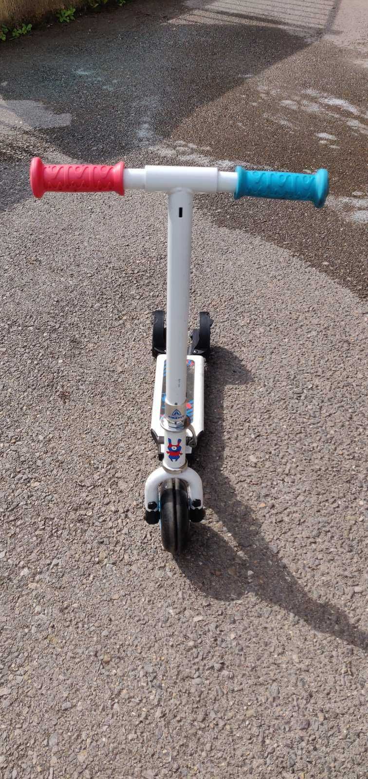 Модифицираща се детска тротинетка Firefly My First Scooter 1.0 White