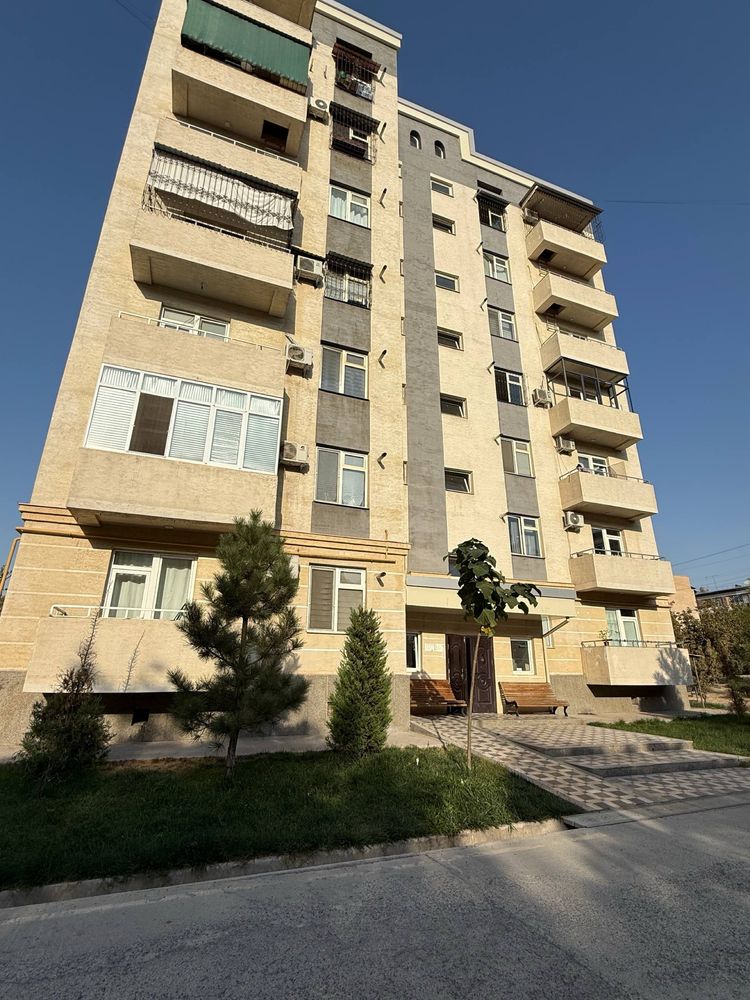 Продаётся 2-комнатная квартира в Юнусабад 18, Сайрам перекресток