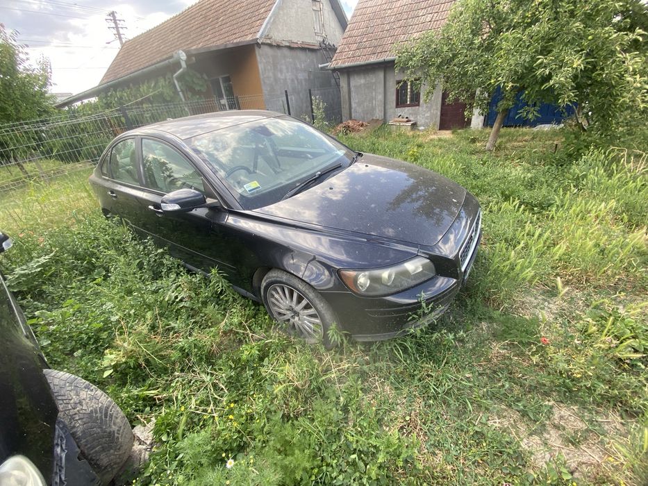 Piese volvo S40 an 2006 motor 2.0 i benzina! Bara Fata,completa