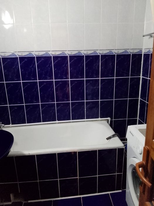 Închiriez apartament