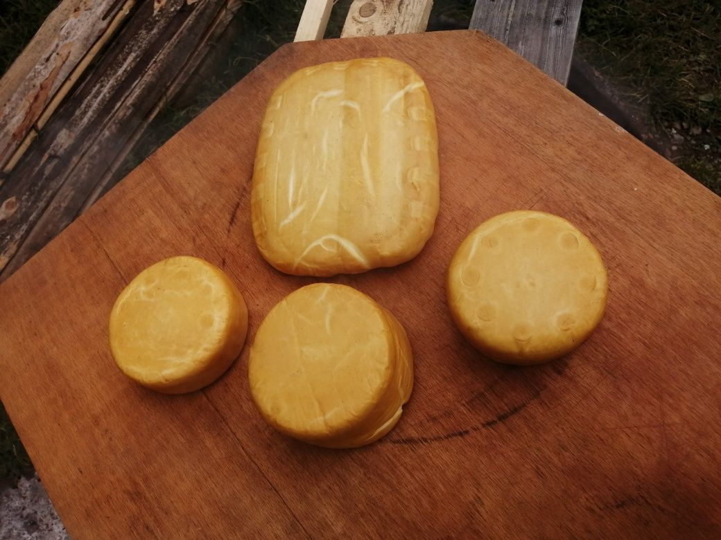 Cașcaval afumat  natural 100% vidat