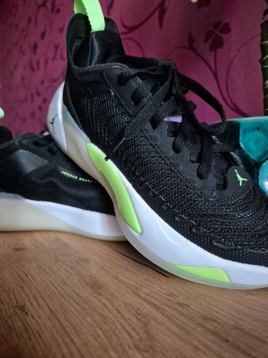 Оригинални маратонки Nike Jordan Luka 1