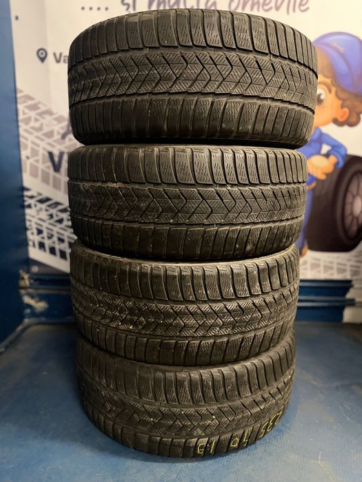 235/40/19 Pirelli in stare foarte buna! Dot 2022