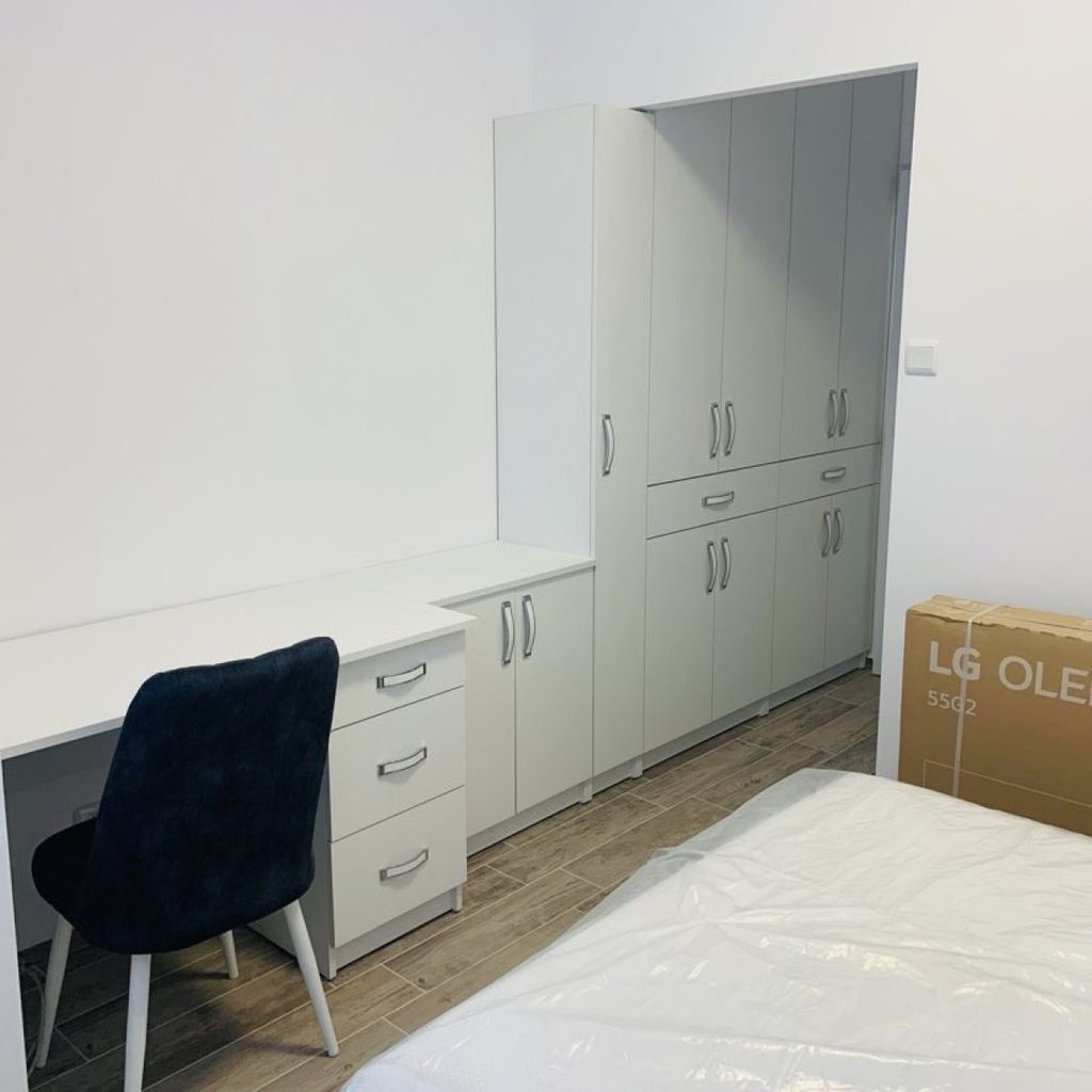 Продава се Тристаен апартамент в Варна, Възраждане 3 - 65 кв.м за 2231 €/кв.м - Снимка #3