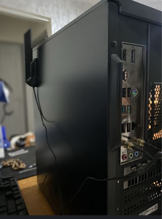 Vand pc/sistem desktop gaming asus g13