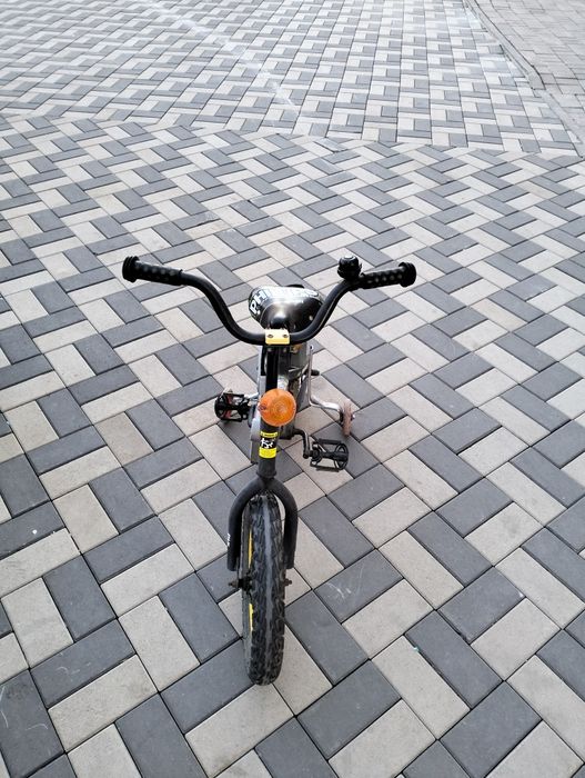 Продам б/у велосипед детский 3-6 лет