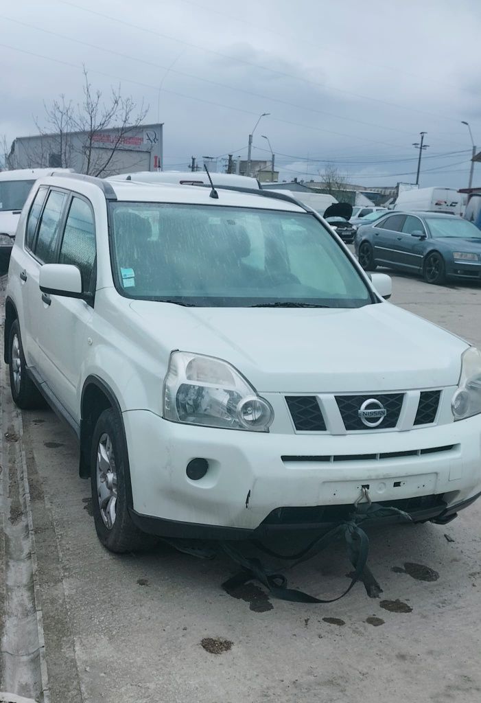 Nisan xtrail Euro 5 4×4