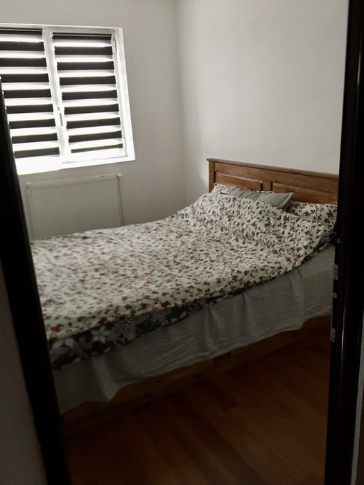Inchiriere apartament 3 camere Bloc U 1 Mai 300EUR de pe 1 Noiembrie
