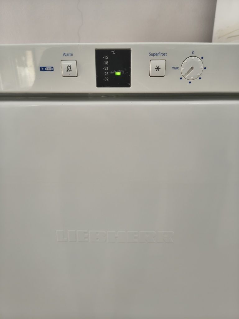 Фризер Liebherr A++