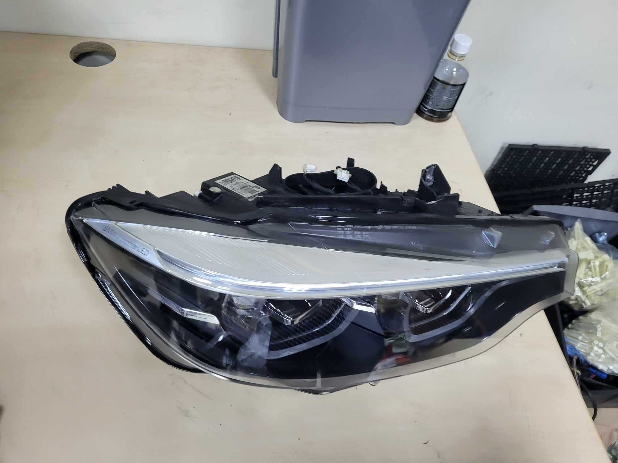Десен фар BMW M4 Adaptive LED F32 desen far farove бмв 32 адаптив лед