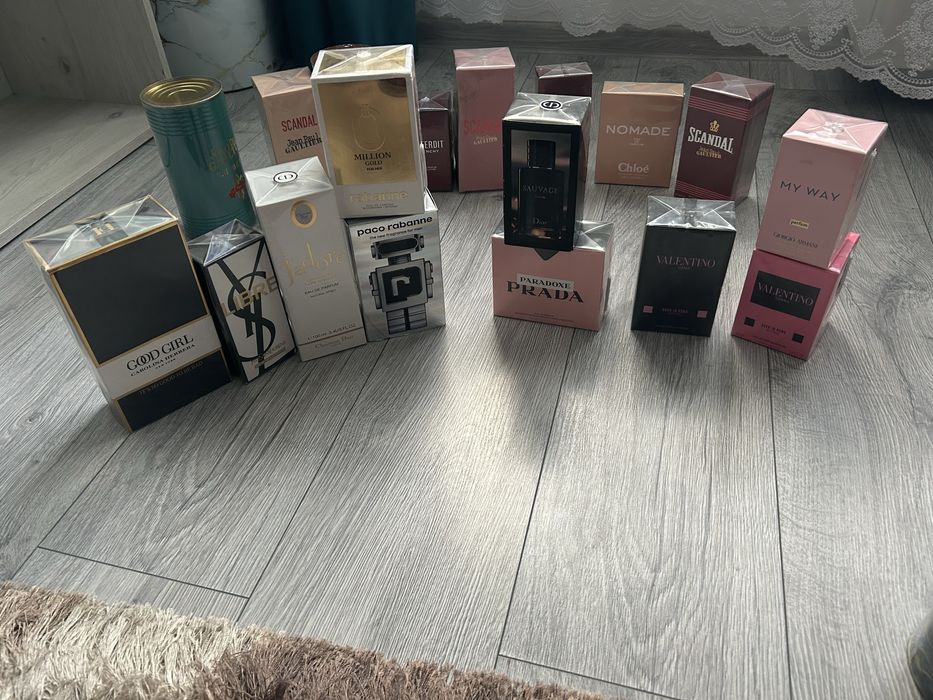 Vand parumuri pentru barbati si femei