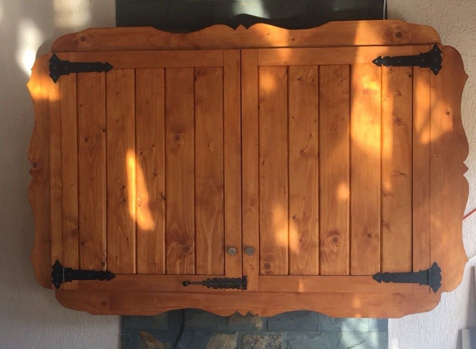 Masca televizor lemn