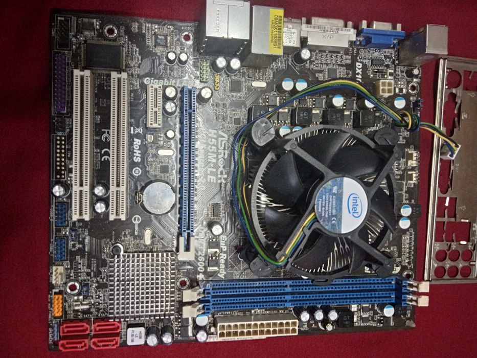 Материнская ASRoCK H55M-LЕ.проц Corei5-650/3.20hz