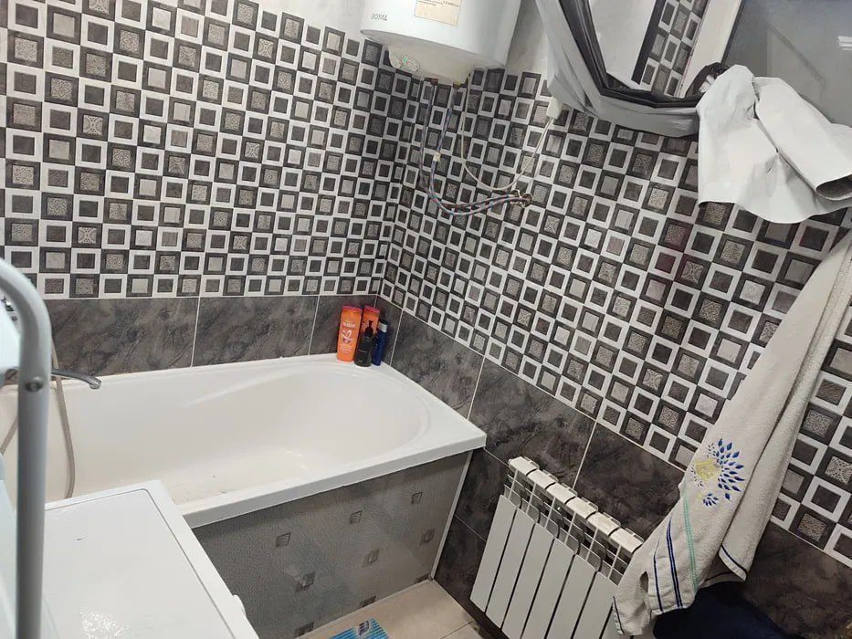 Срочно! 2 ком. квартира (59 м²), 2/1/4. Старые Сергели. Дом кирпичный!