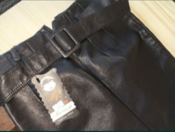 Юбка кожзам и рубашка