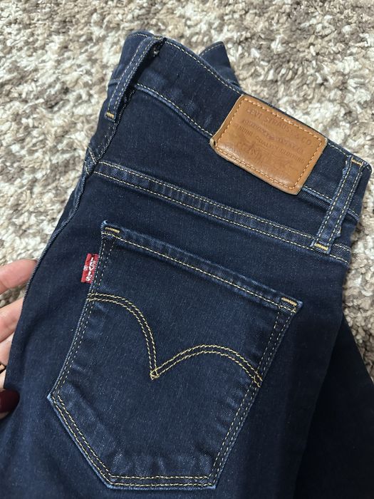 Blugi Levis premium marimea Xs