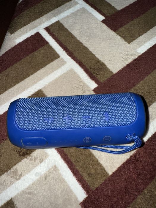 vand  boxa   jbl flip 4