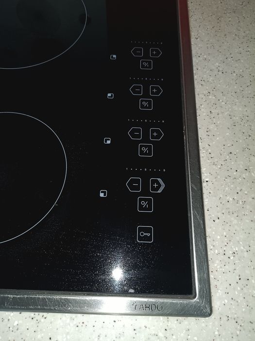 Варочная поверхность Ардо