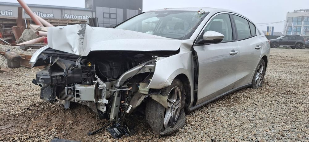 Ford Focus 4 2019, 1.0 ecoboost 125CP lovit