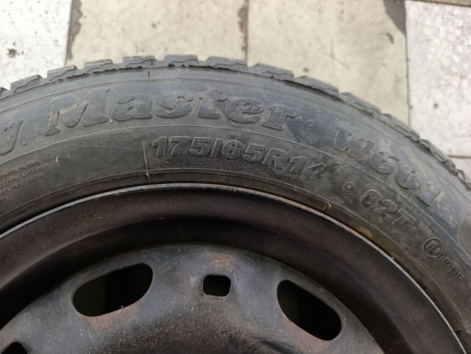 Продавам джанти с гуми 5х100 14ки