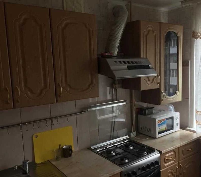 Дава се под наем Тристаен апартамент в Пловдив, Христо Смирненски - 82 кв.м за 372.3 € - Снимка #3