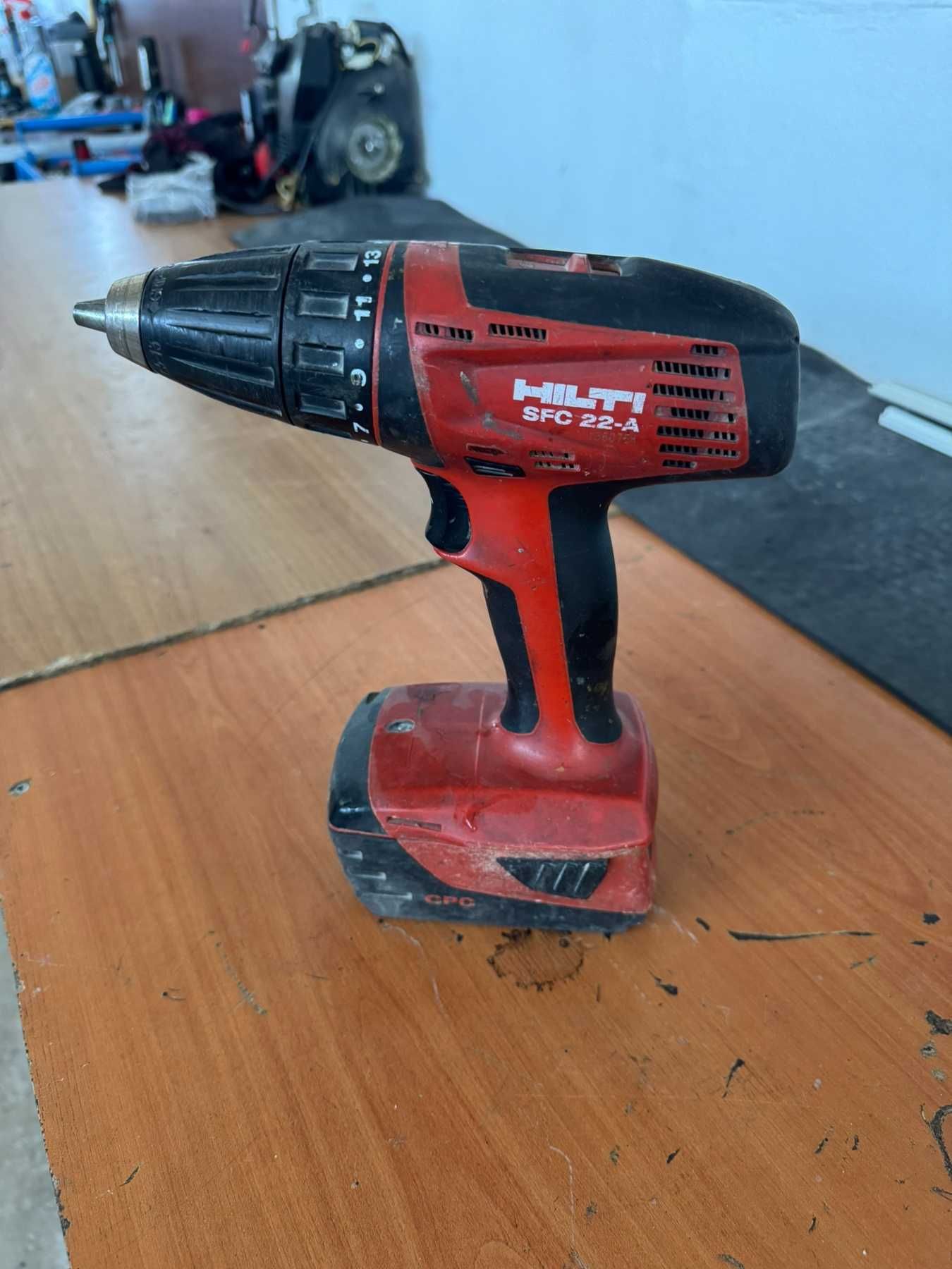 Hilti SFC 22-a   безкабелна пробивна машина