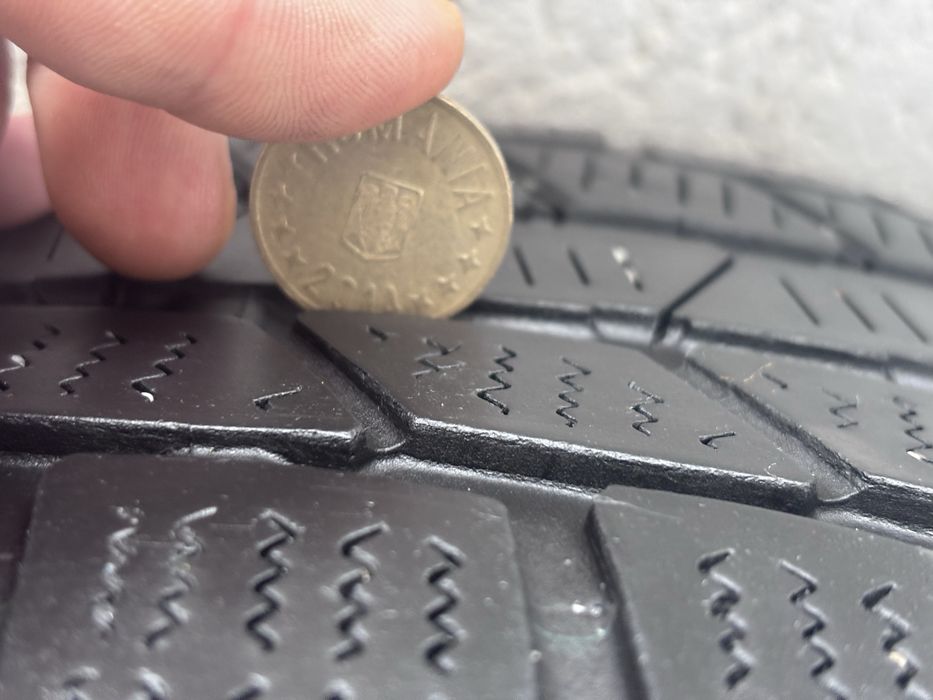 Anvelope Continental Dunlop 215 60 R16