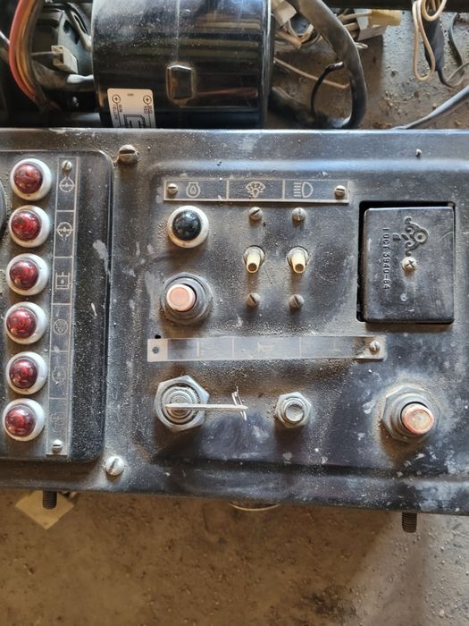 Comandă bord utilaj greu