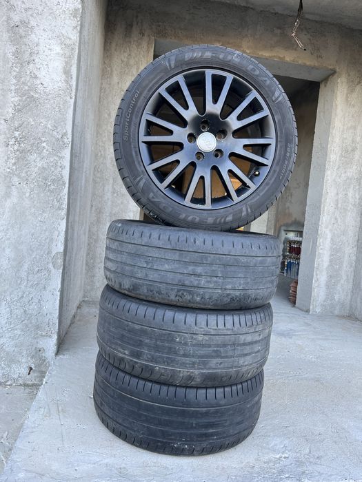 Vând jante audi R17